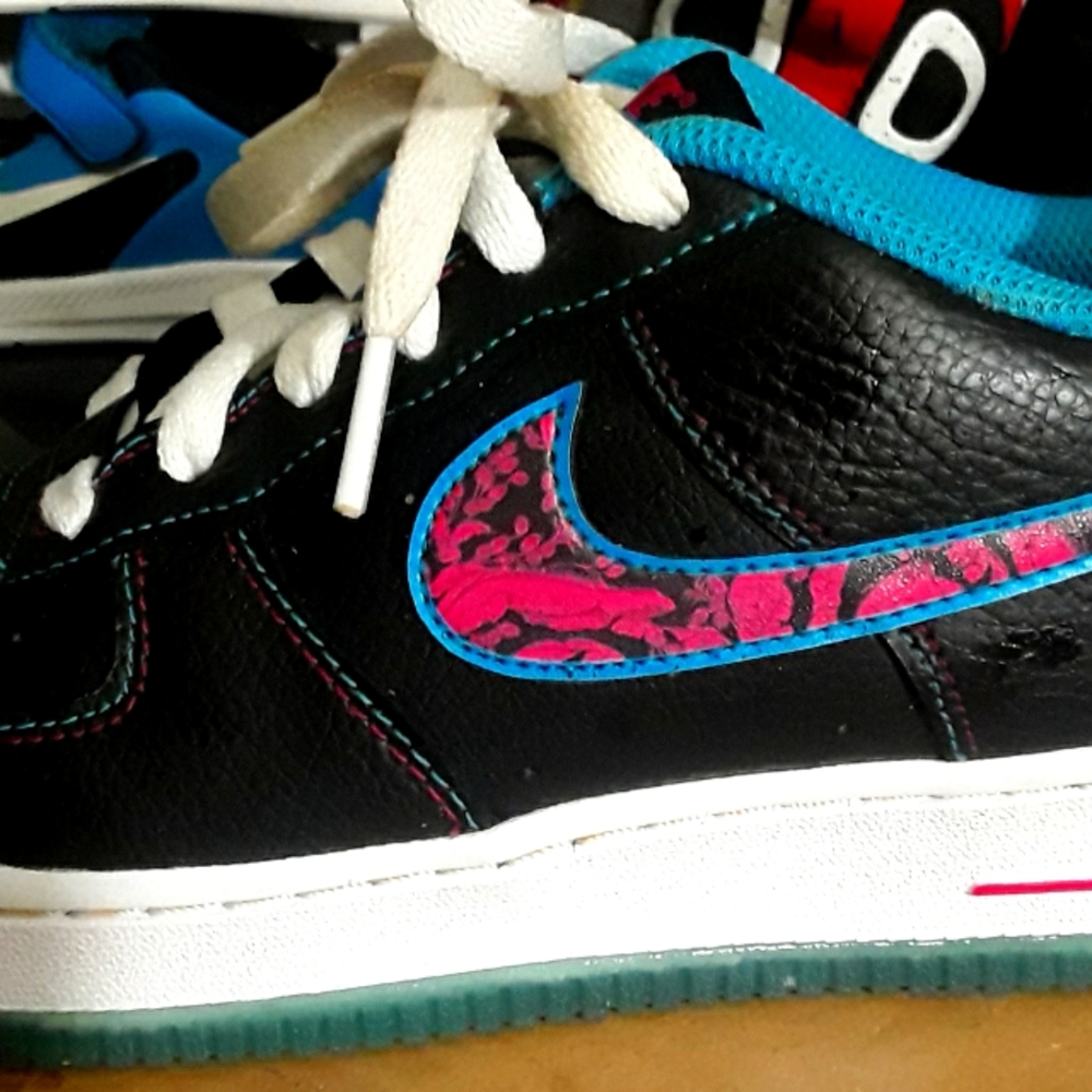 Size 5.5y "Miami heat" af1